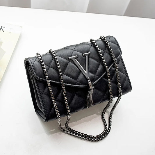 Quilted Chain Shoulder Bag – Black